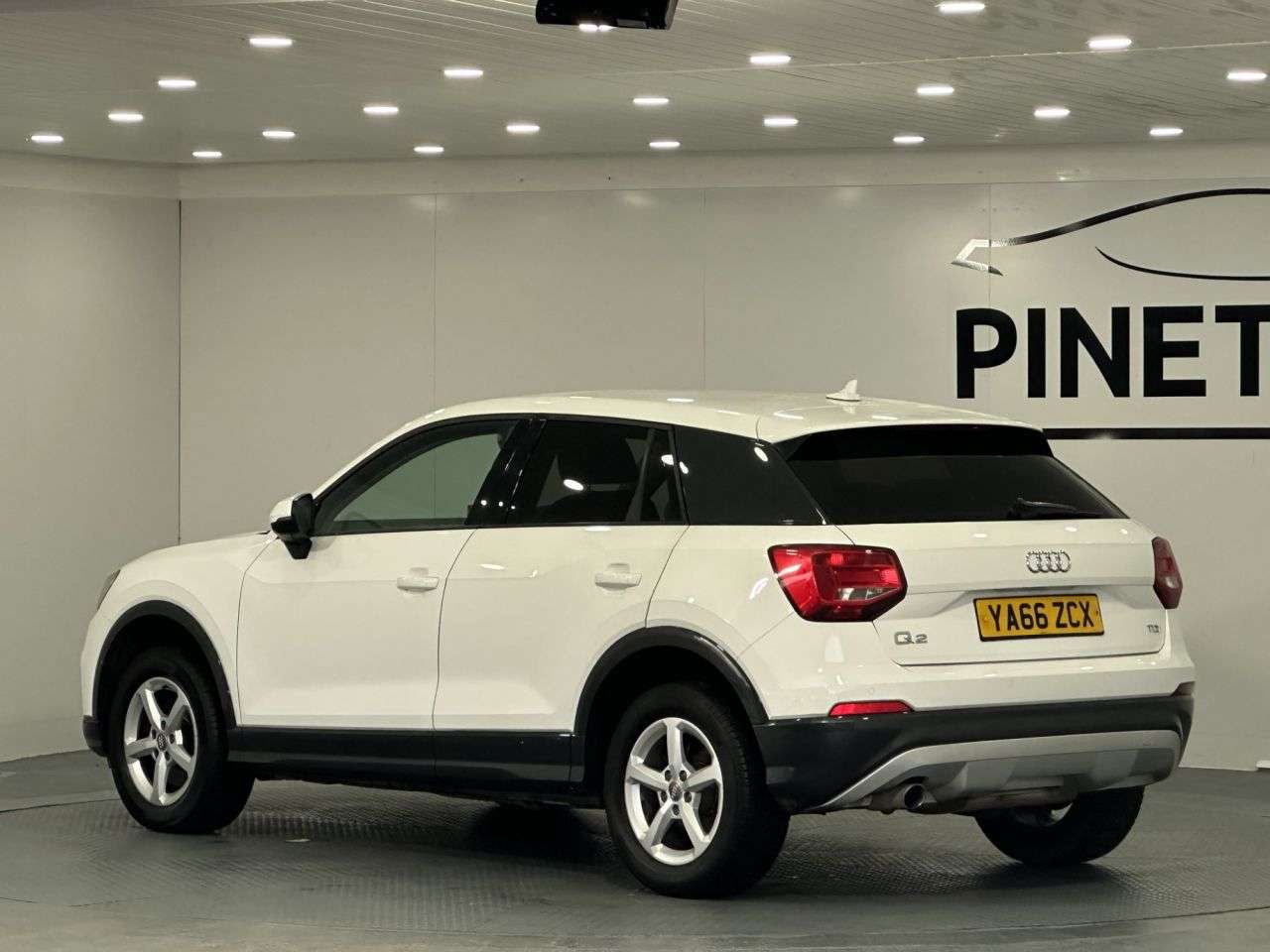 2017 AUDI Q2 2017 AUDI Q2