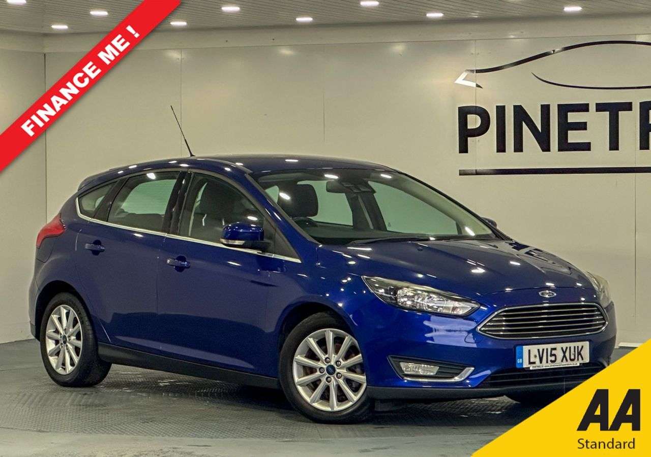 A 2015 FORD FOCUS 1.0T EcoBoost Titanium Hatchback 5dr Petrol Manual Euro 6 (s/s) (125 ps) A 2015 FORD FOCUS 1.0T EcoBoost Titanium Hatchback 5dr Petrol Manual Euro 6 (s/s) (125 ps)