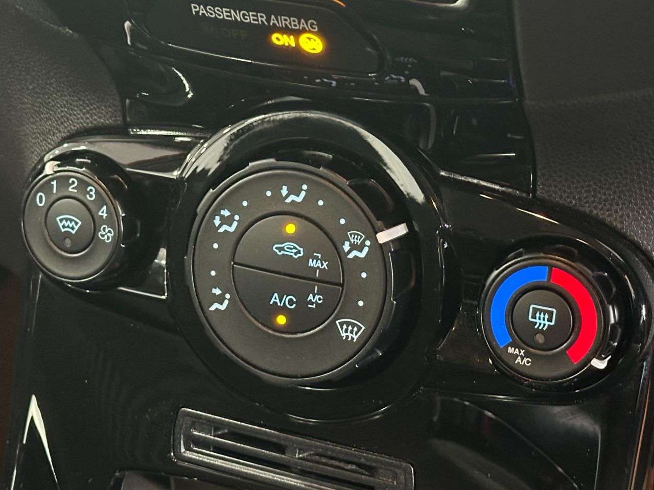 2017 FORD FIESTA 2017 FORD FIESTA