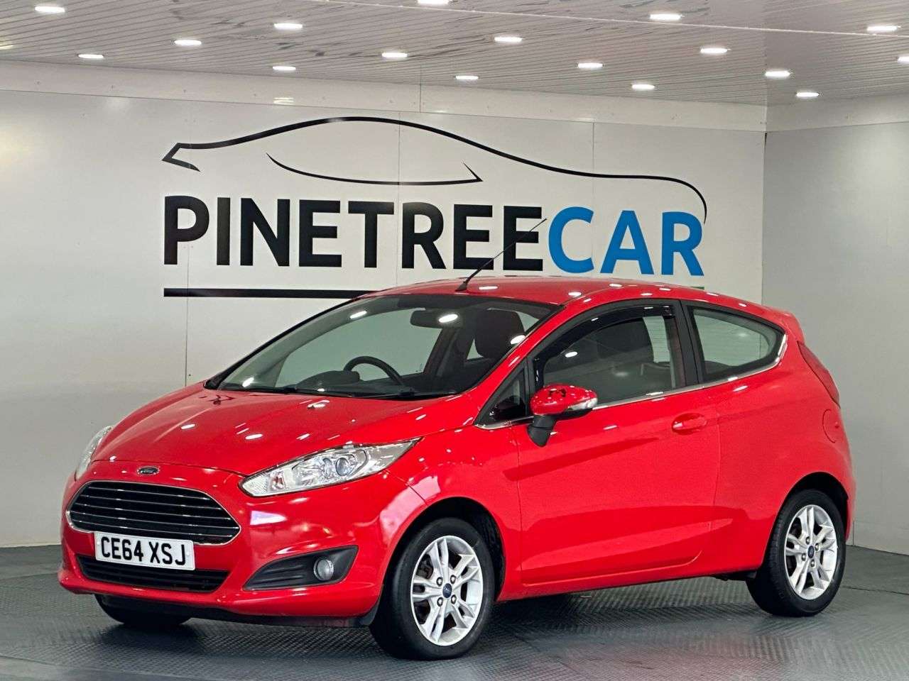 A 2014 FORD FIESTA 1.25 Zetec Hatchback 3dr Petrol Manual Euro 5 (82 ps) A 2014 FORD FIESTA 1.25 Zetec Hatchback 3dr Petrol Manual Euro 5 (82 ps)
