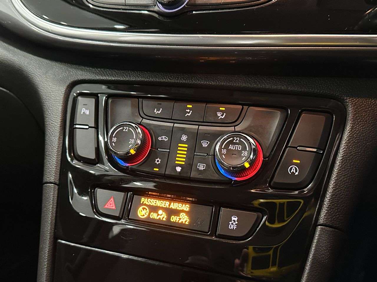 2018 VAUXHALL MOKKA X 2018 VAUXHALL MOKKA X