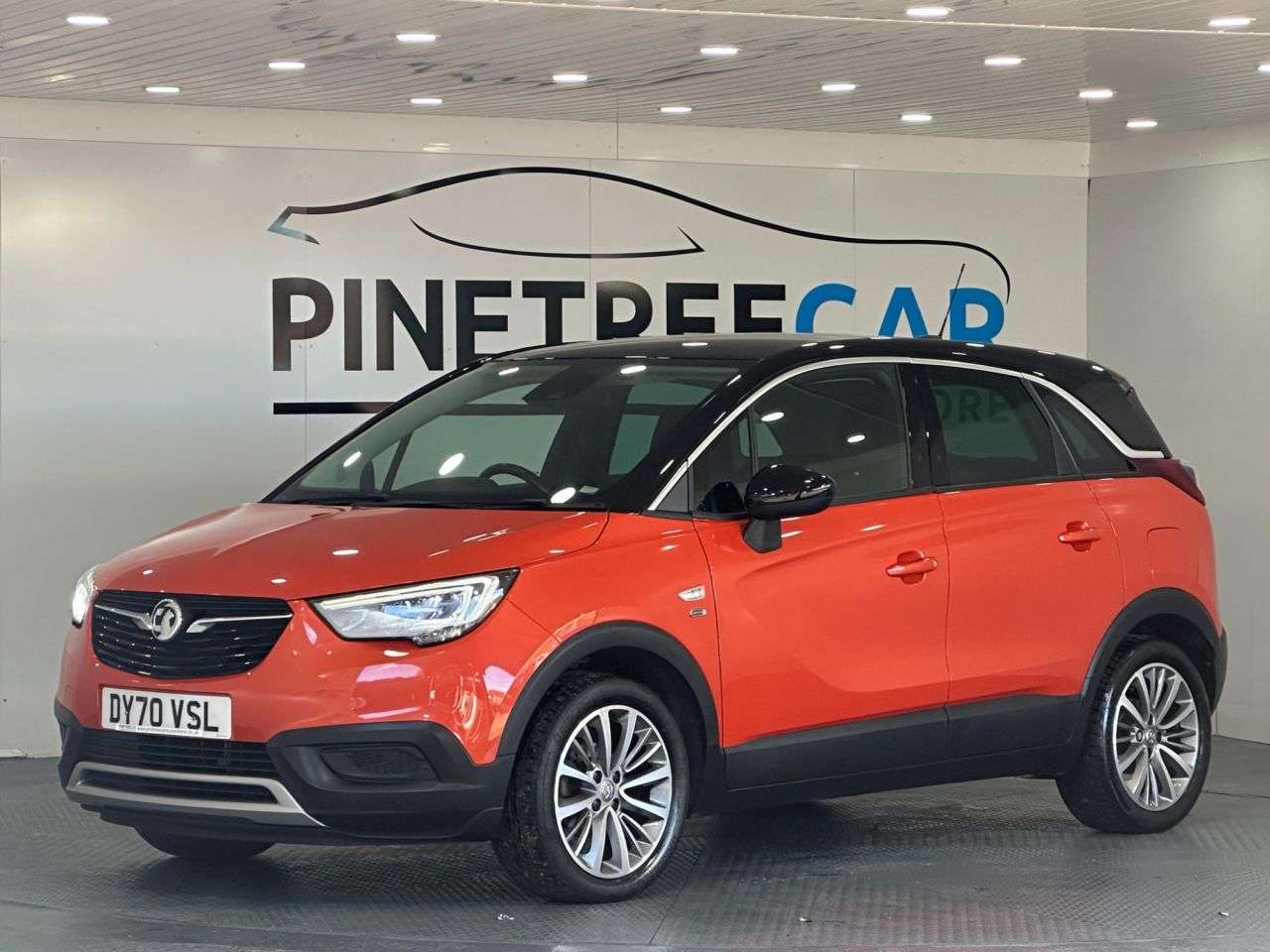 A 2020 VAUXHALL CROSSLAND X 1.2 Griffin SUV 5dr Petrol Manual Euro 6 (s/s) (83 ps) A 2020 VAUXHALL CROSSLAND X 1.2 Griffin SUV 5dr Petrol Manual Euro 6 (s/s) (83 ps)