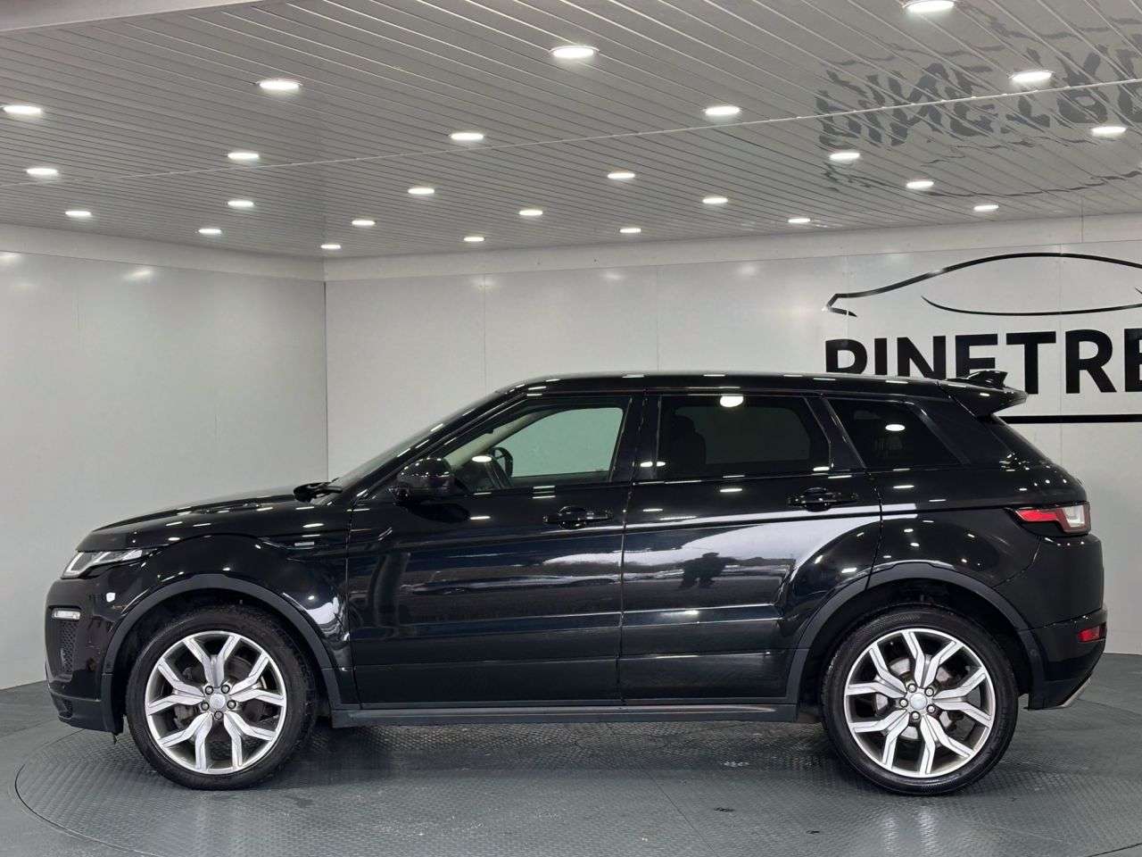 2017 LAND ROVER RANGE ROVER EVOQUE 2017 LAND ROVER RANGE ROVER EVOQUE