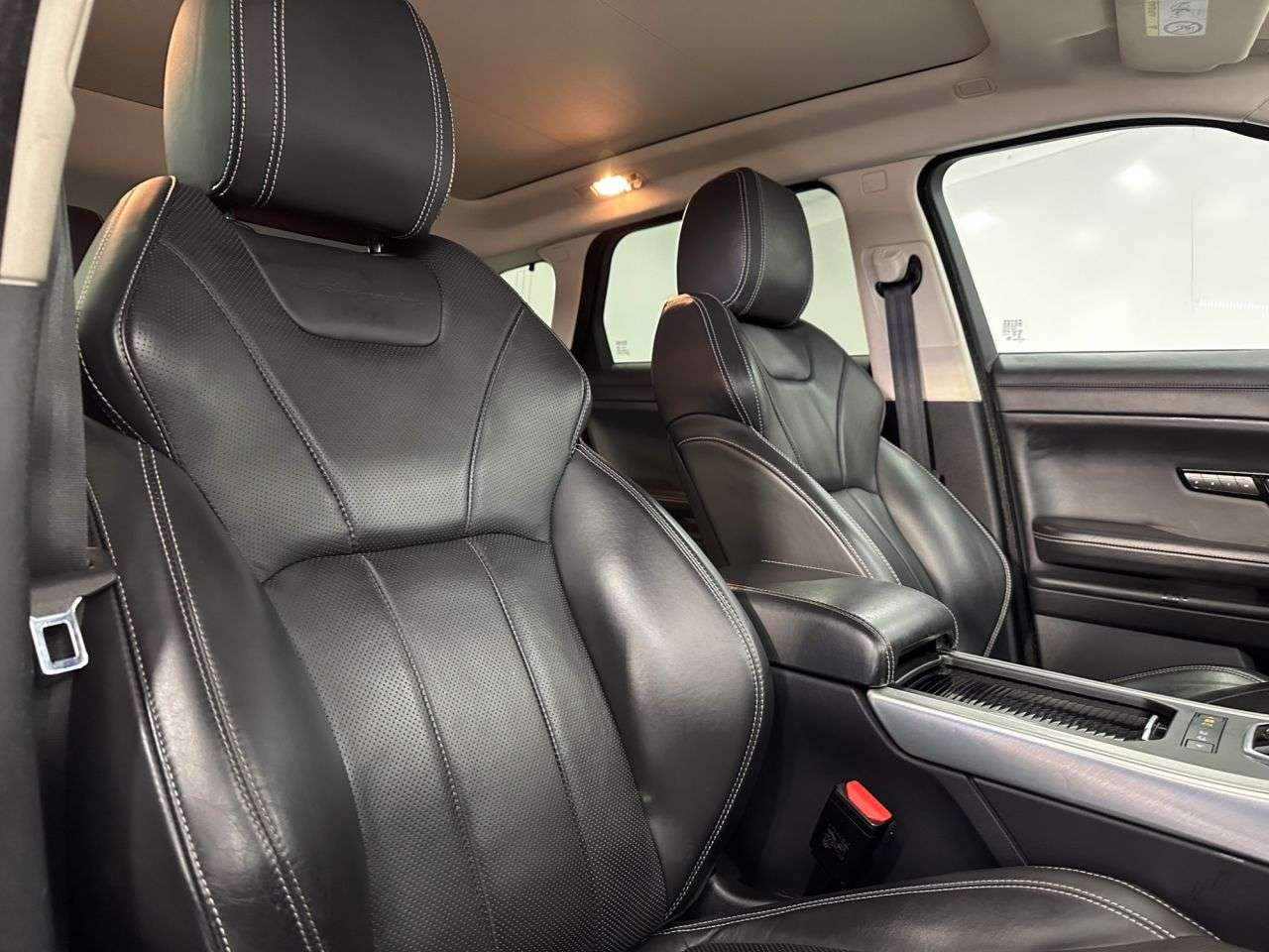 2017 LAND ROVER RANGE ROVER EVOQUE 2017 LAND ROVER RANGE ROVER EVOQUE