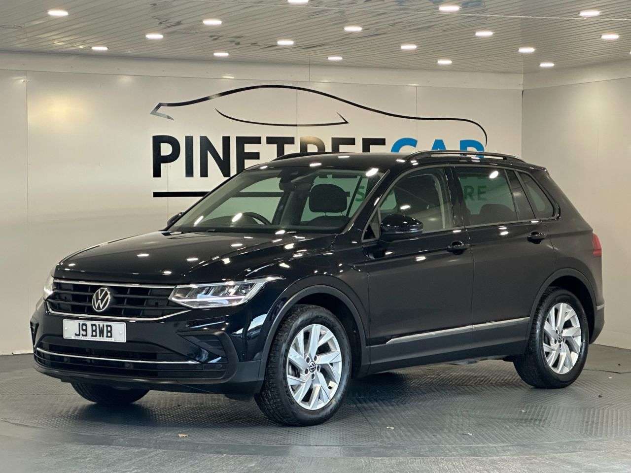 2021 VOLKSWAGEN TIGUAN 2021 VOLKSWAGEN TIGUAN