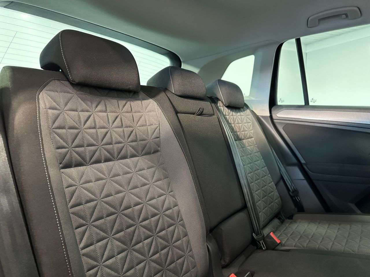 2021 VOLKSWAGEN TIGUAN 2021 VOLKSWAGEN TIGUAN