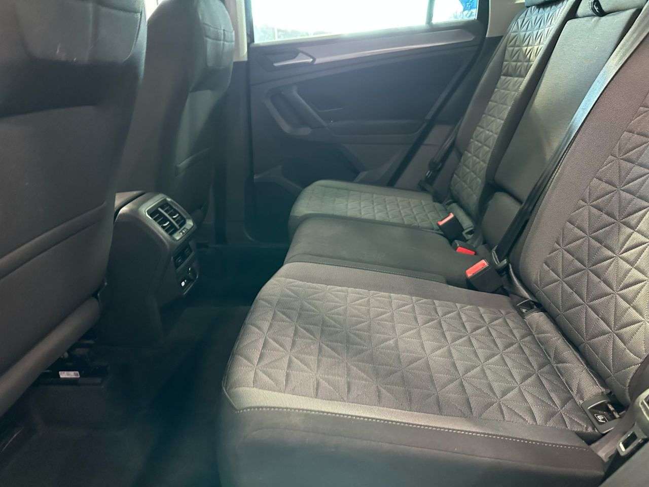 2021 VOLKSWAGEN TIGUAN 2021 VOLKSWAGEN TIGUAN