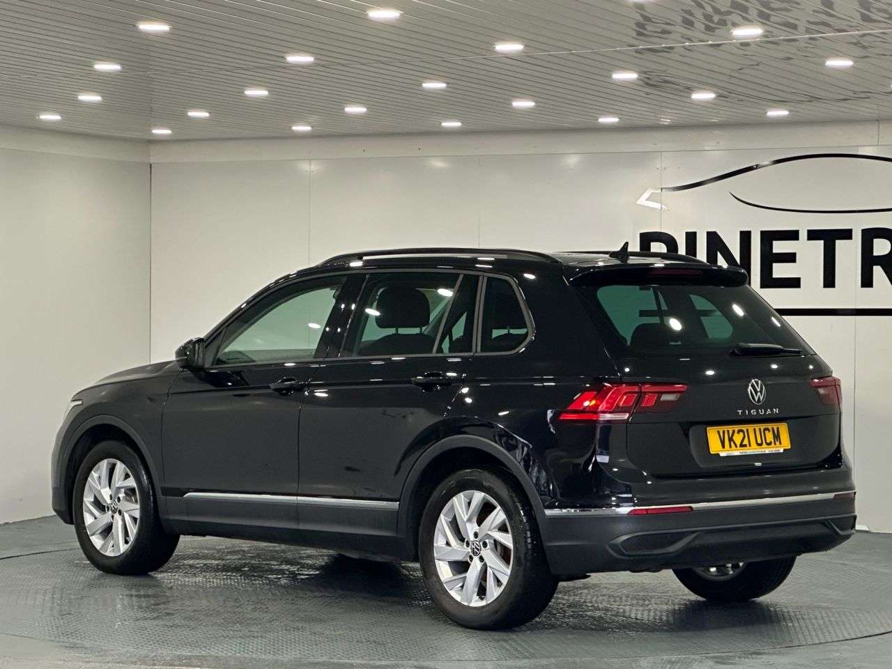 2021 VOLKSWAGEN TIGUAN 2021 VOLKSWAGEN TIGUAN