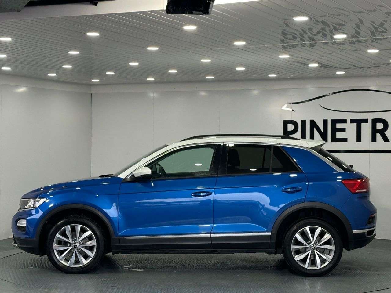 2021 VOLKSWAGEN T-ROC 2021 VOLKSWAGEN T-ROC