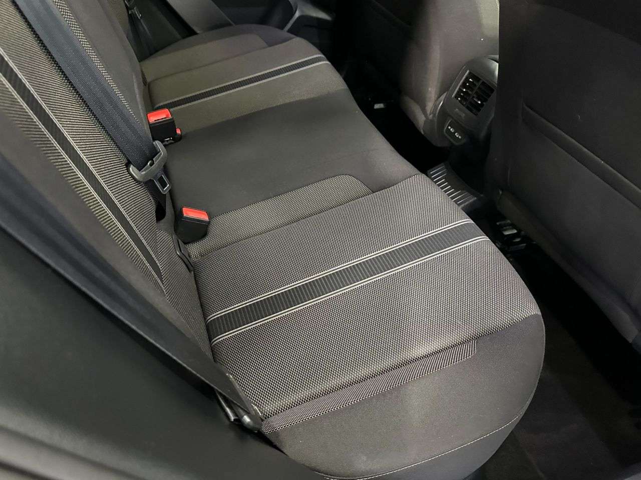 2021 VOLKSWAGEN T-ROC 2021 VOLKSWAGEN T-ROC