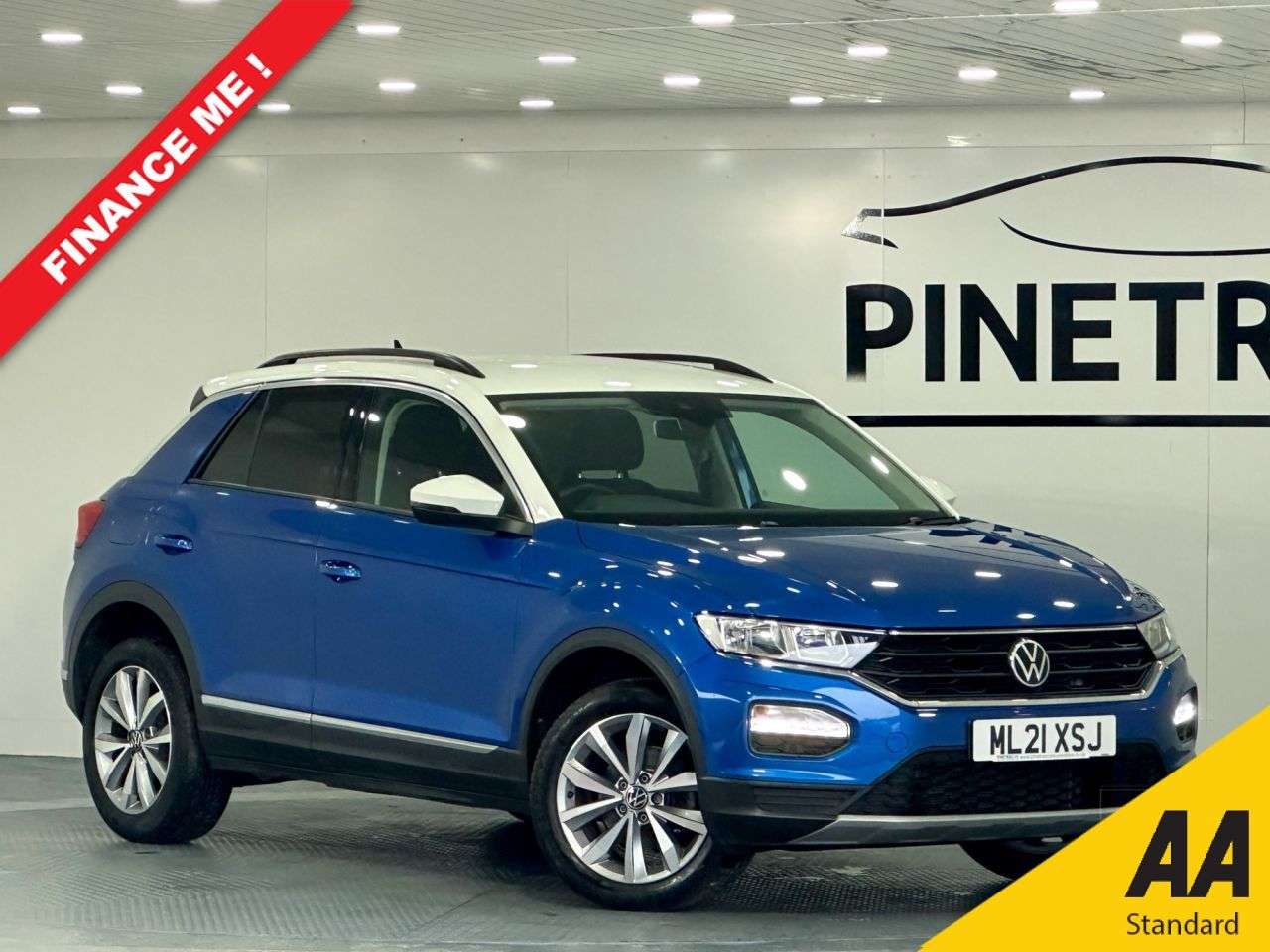 A 2021 VOLKSWAGEN T-ROC 1.0 TSI Design SUV 5dr Petrol Manual Euro 6 (s/s) (110 ps) A 2021 VOLKSWAGEN T-ROC 1.0 TSI Design SUV 5dr Petrol Manual Euro 6 (s/s) (110 ps)
