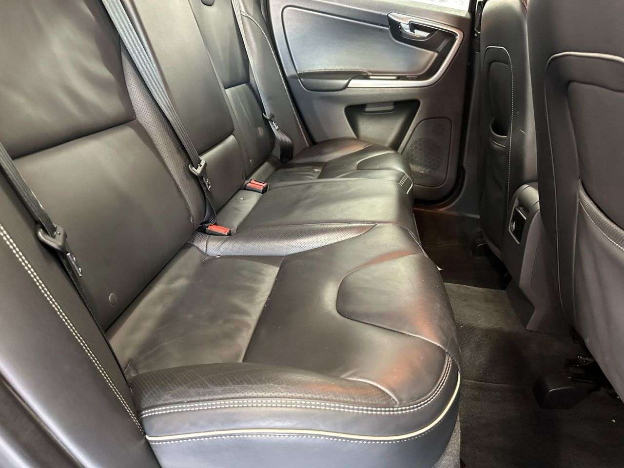 2017 VOLVO XC60 2017 VOLVO XC60