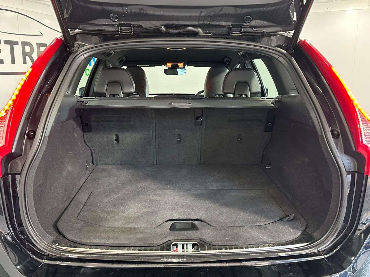 2017 VOLVO XC60 2017 VOLVO XC60