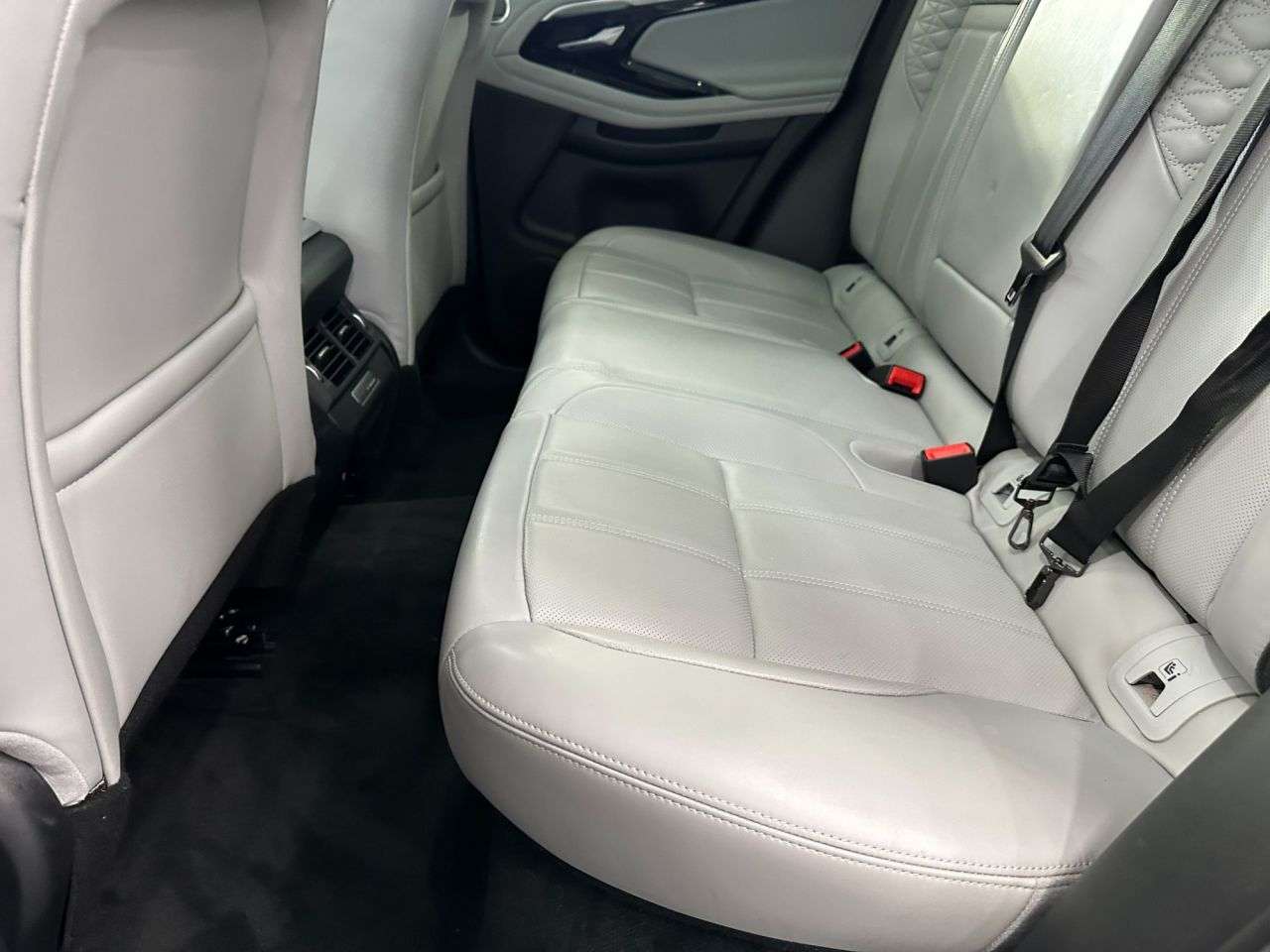 2020 LAND ROVER RANGE ROVER EVOQUE 2020 LAND ROVER RANGE ROVER EVOQUE