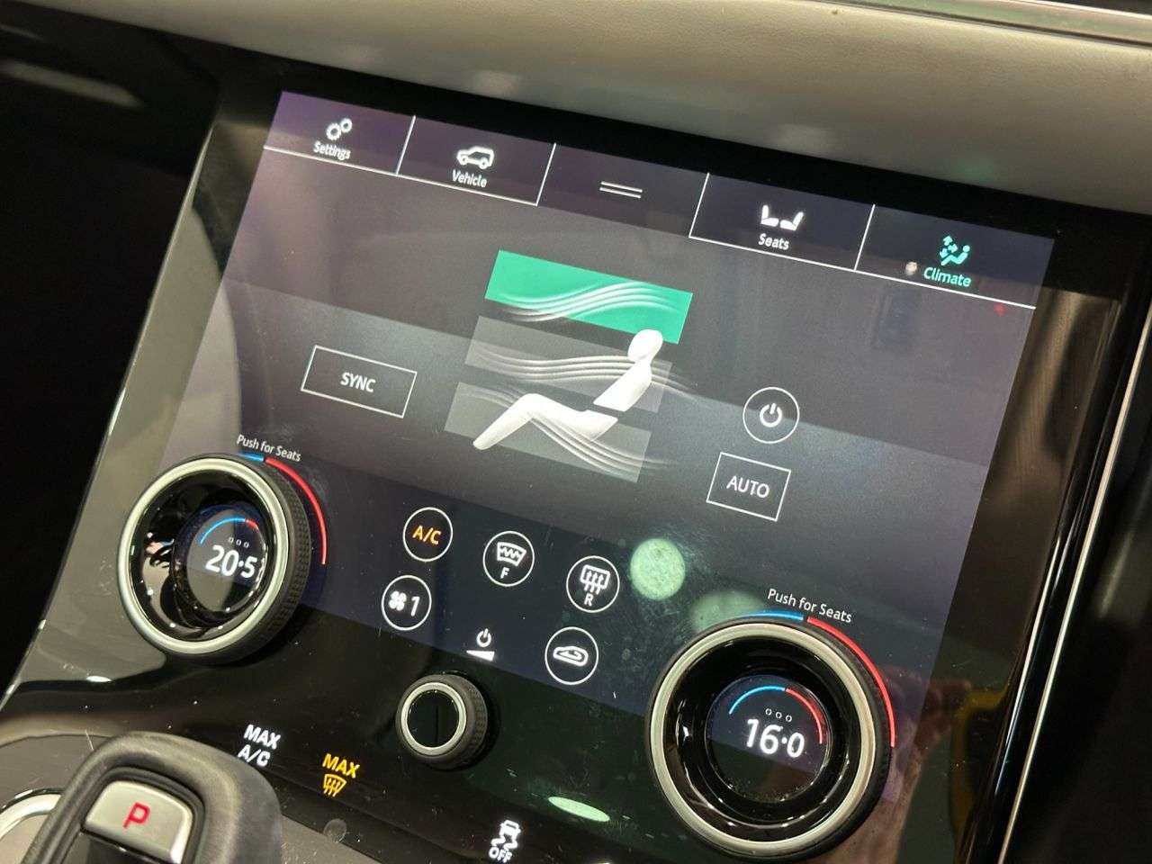 2020 LAND ROVER RANGE ROVER EVOQUE 2020 LAND ROVER RANGE ROVER EVOQUE