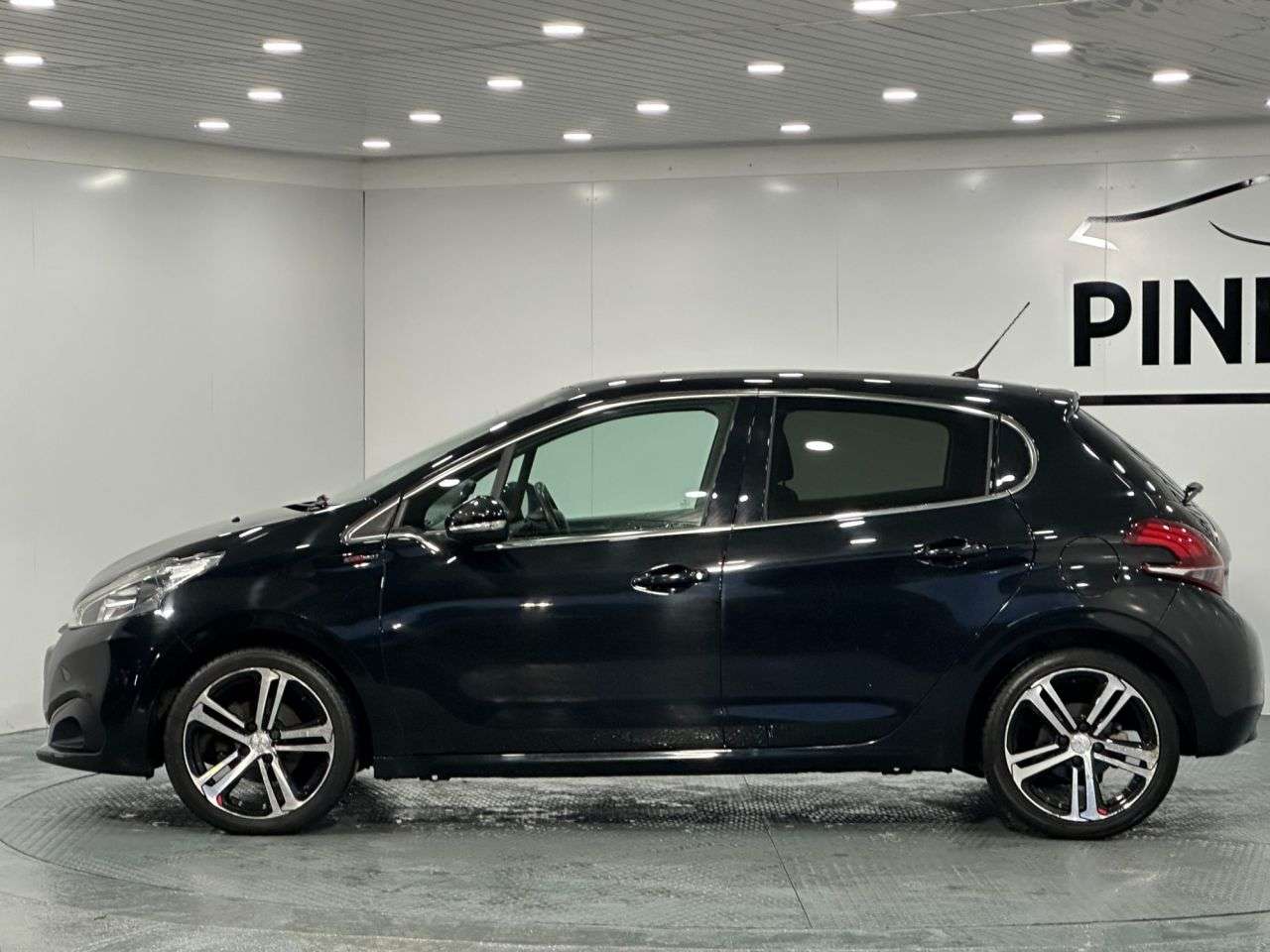 2019 PEUGEOT 208 2019 PEUGEOT 208