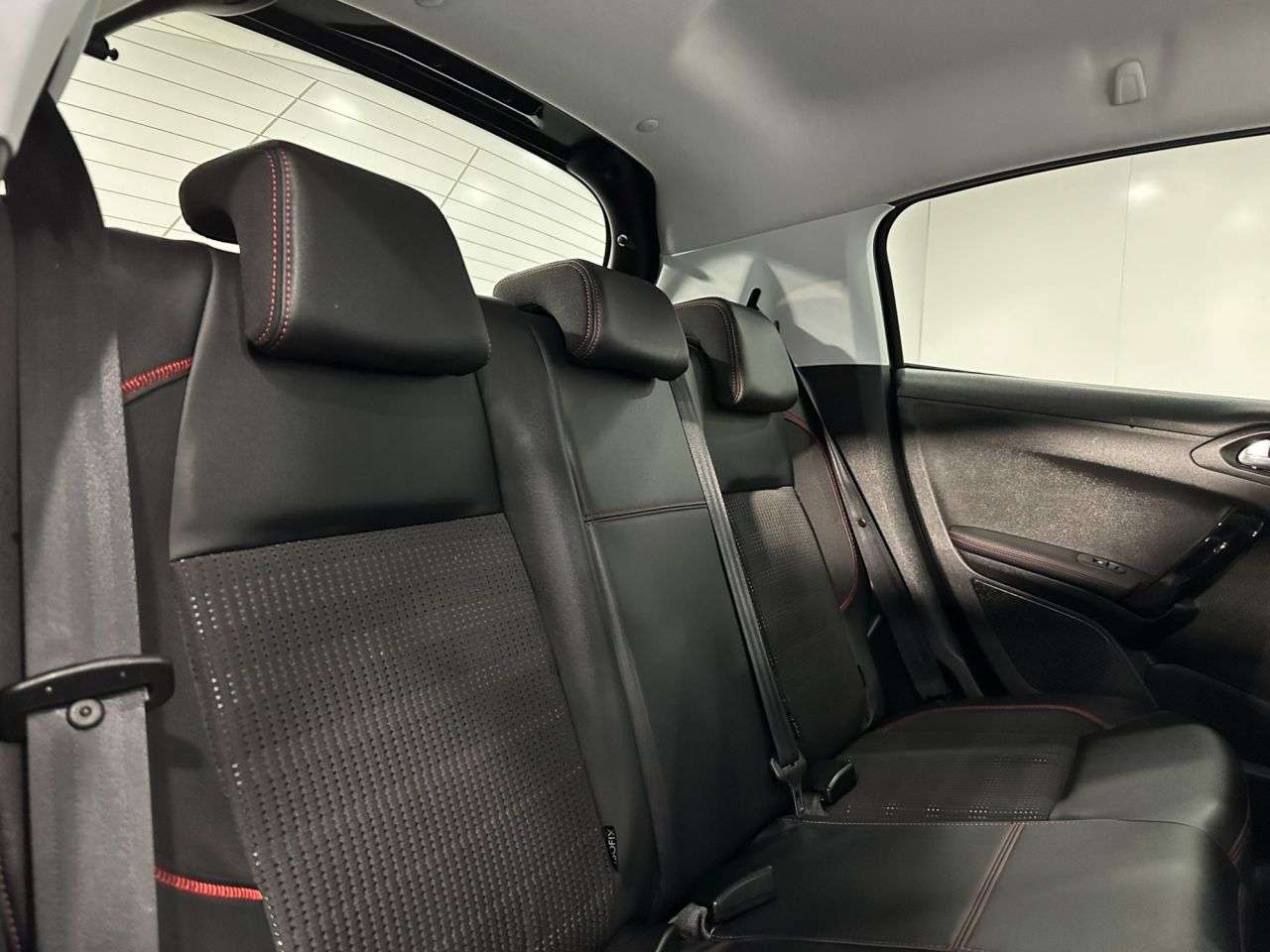 2019 PEUGEOT 208 2019 PEUGEOT 208