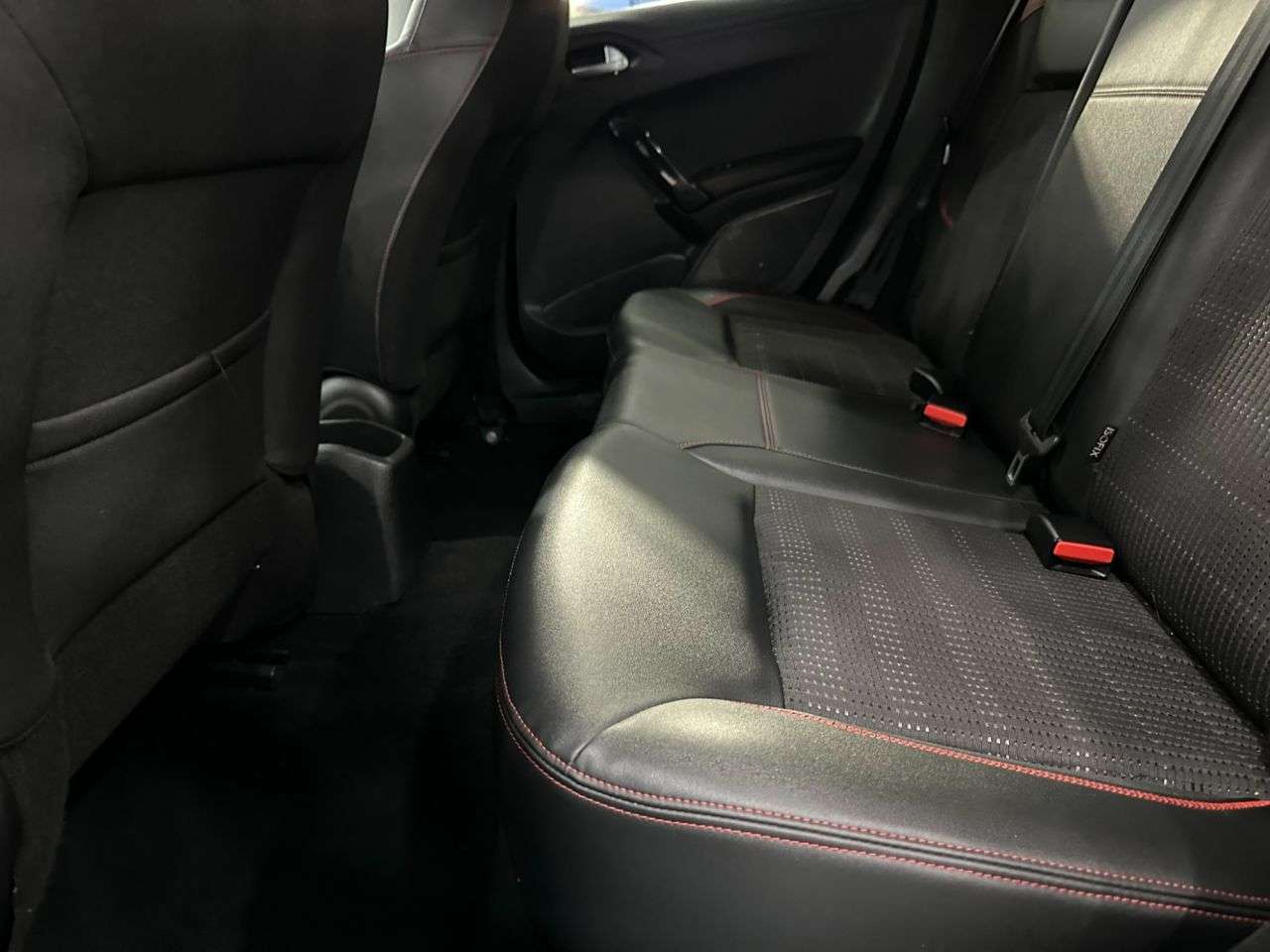 2019 PEUGEOT 208 2019 PEUGEOT 208