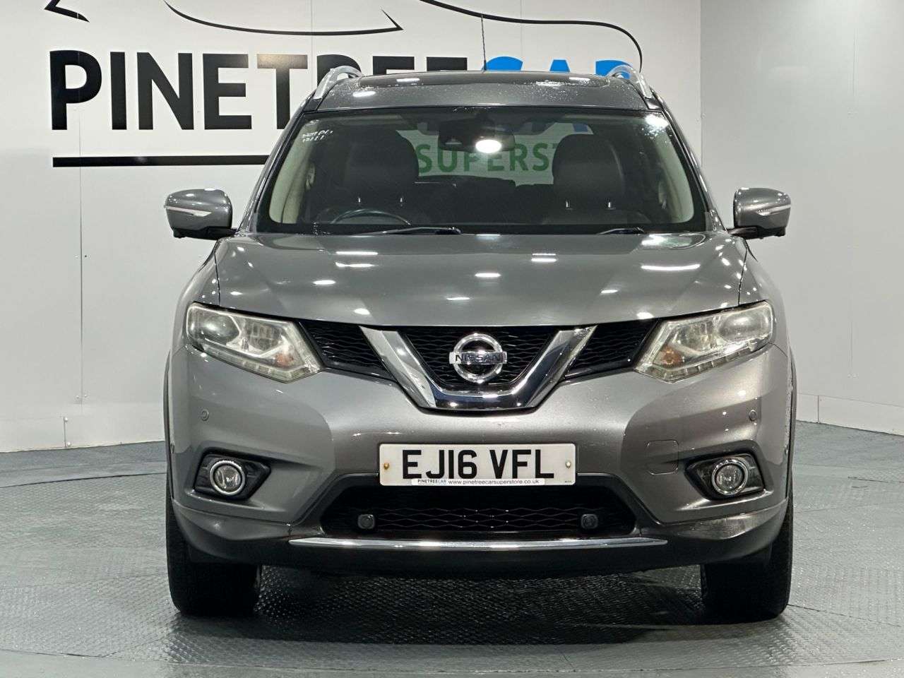 A 2016 NISSAN X-TRAIL 1.6 dCi Tekna SUV 5dr Diesel Manual Euro 6 (s/s) (130 ps) A 2016 NISSAN X-TRAIL 1.6 dCi Tekna SUV 5dr Diesel Manual Euro 6 (s/s) (130 ps)
