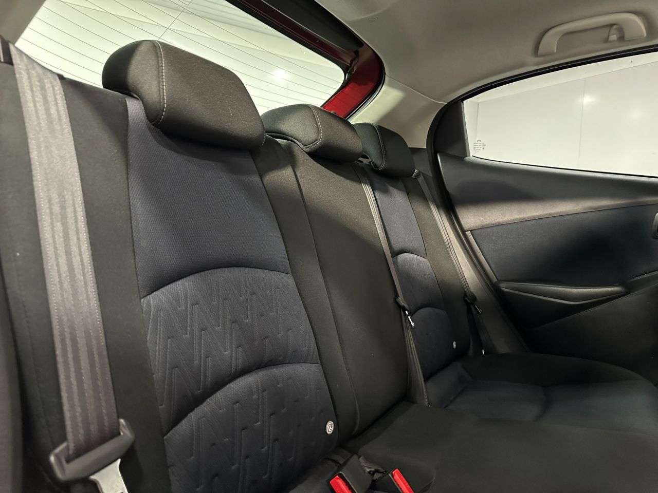 2016 MAZDA MAZDA2 2016 MAZDA MAZDA2