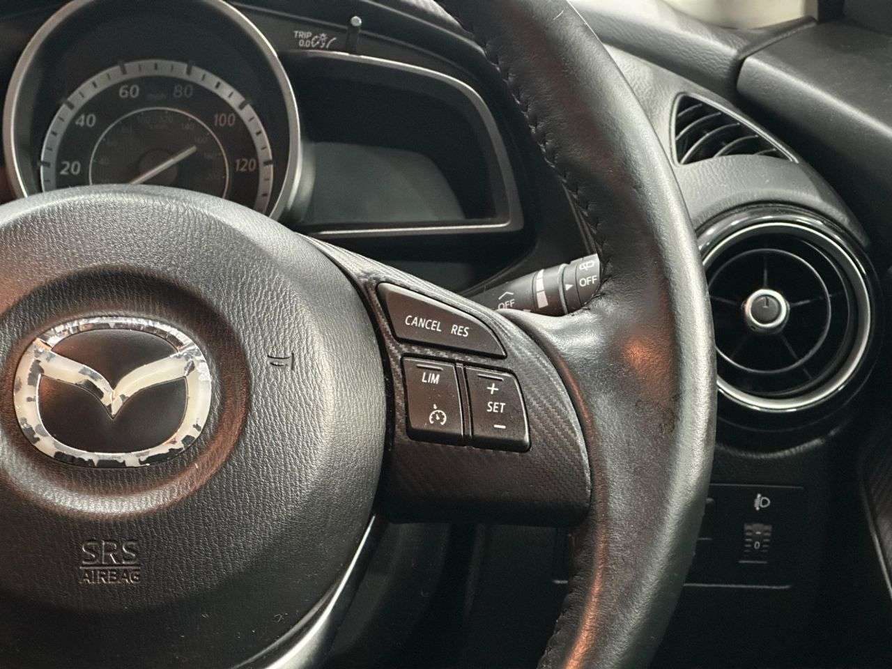 2016 MAZDA MAZDA2 2016 MAZDA MAZDA2