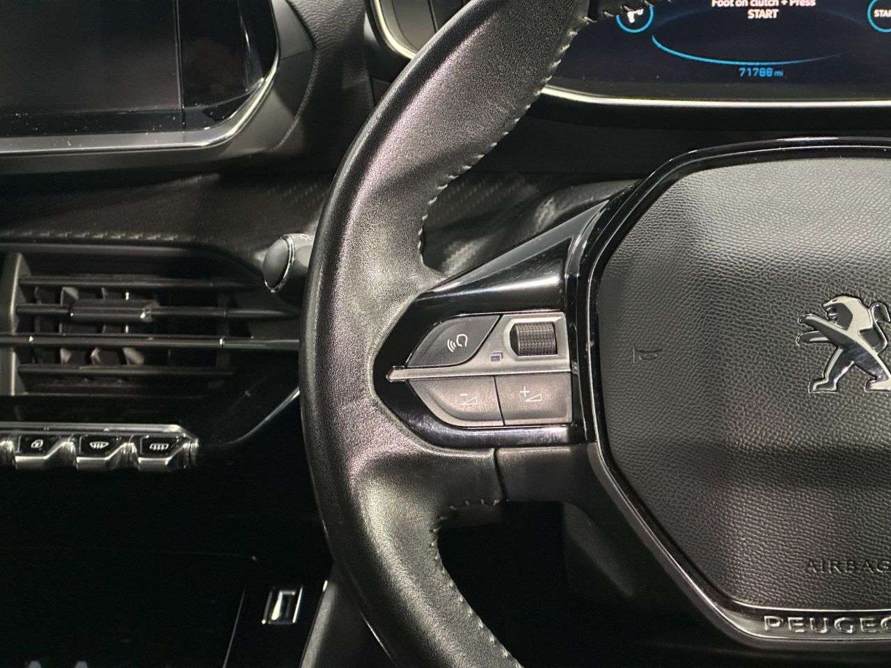 2021 PEUGEOT 208 2021 PEUGEOT 208