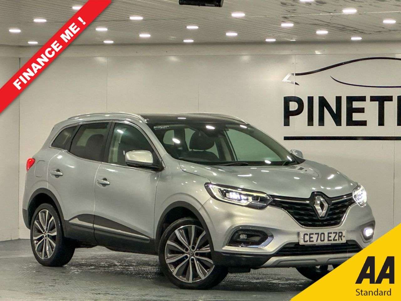 A 2020 RENAULT KADJAR 1.3 TCe S Edition SUV 5dr Petrol Manual Euro 6 (s/s) (140 ps) A 2020 RENAULT KADJAR 1.3 TCe S Edition SUV 5dr Petrol Manual Euro 6 (s/s) (140 ps)