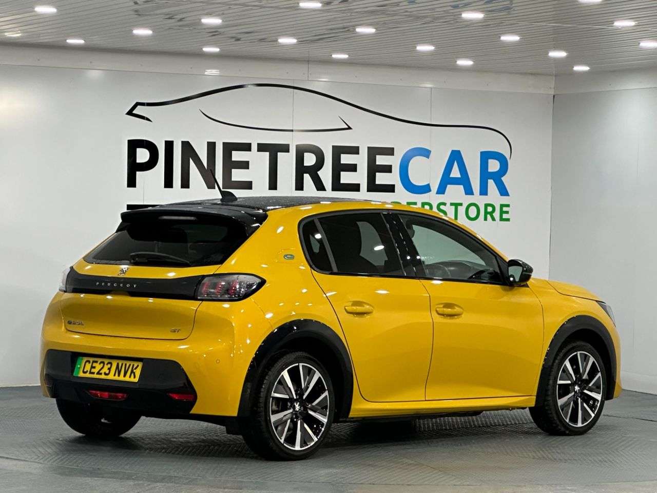 2023 PEUGEOT E-208 2023 PEUGEOT E-208