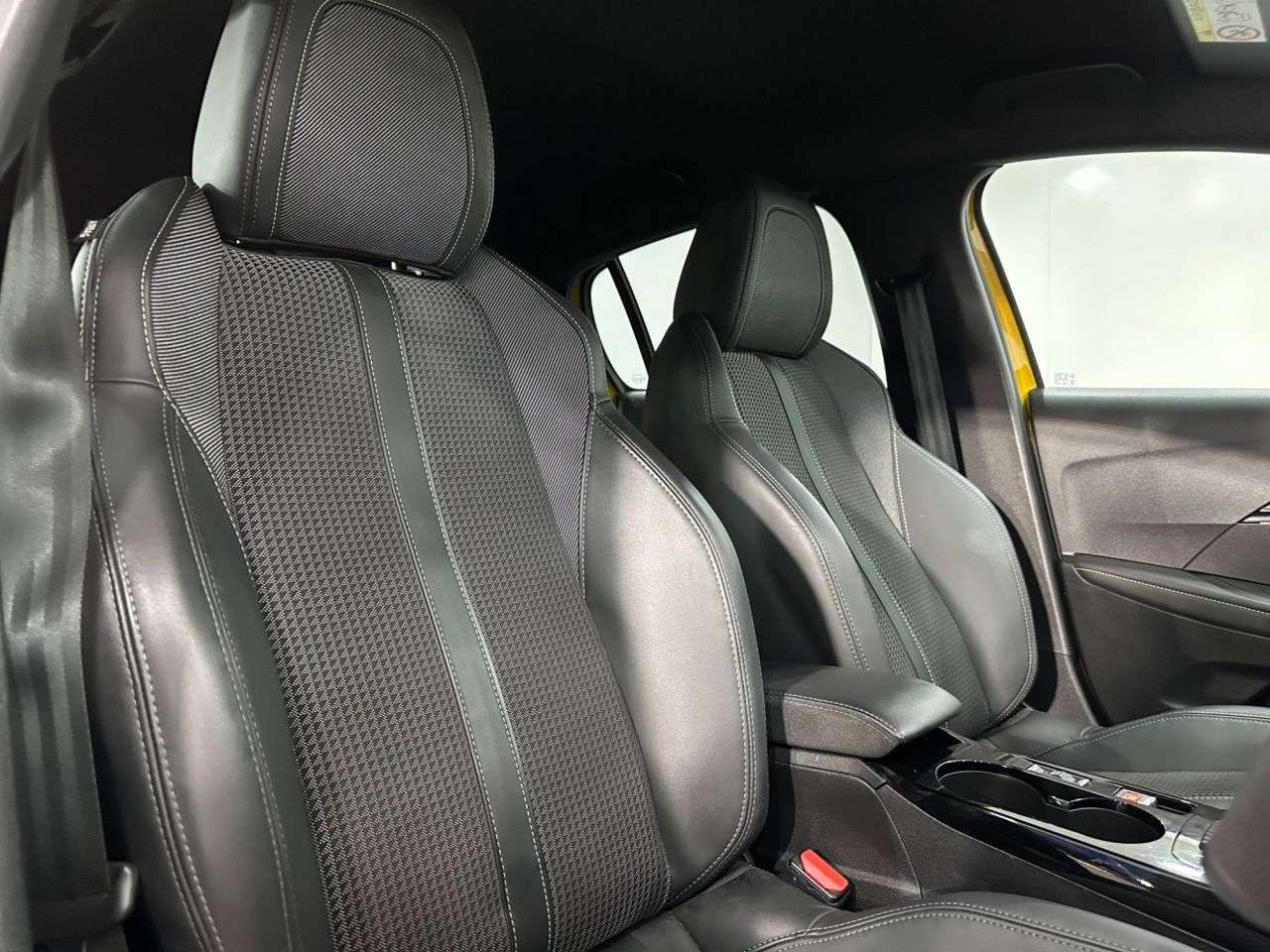 2023 PEUGEOT E-208 2023 PEUGEOT E-208