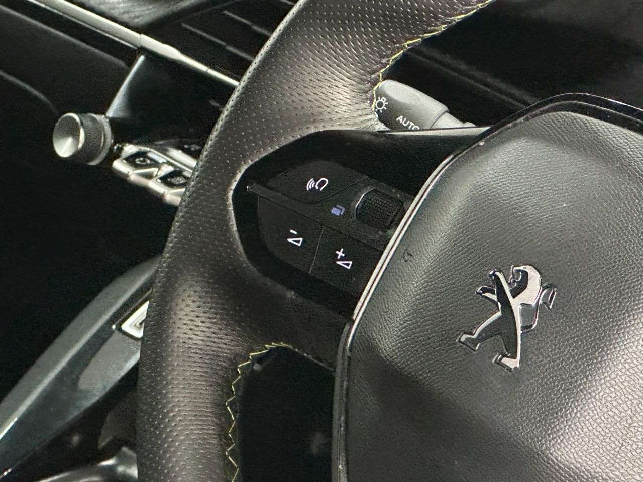 2023 PEUGEOT E-208 2023 PEUGEOT E-208