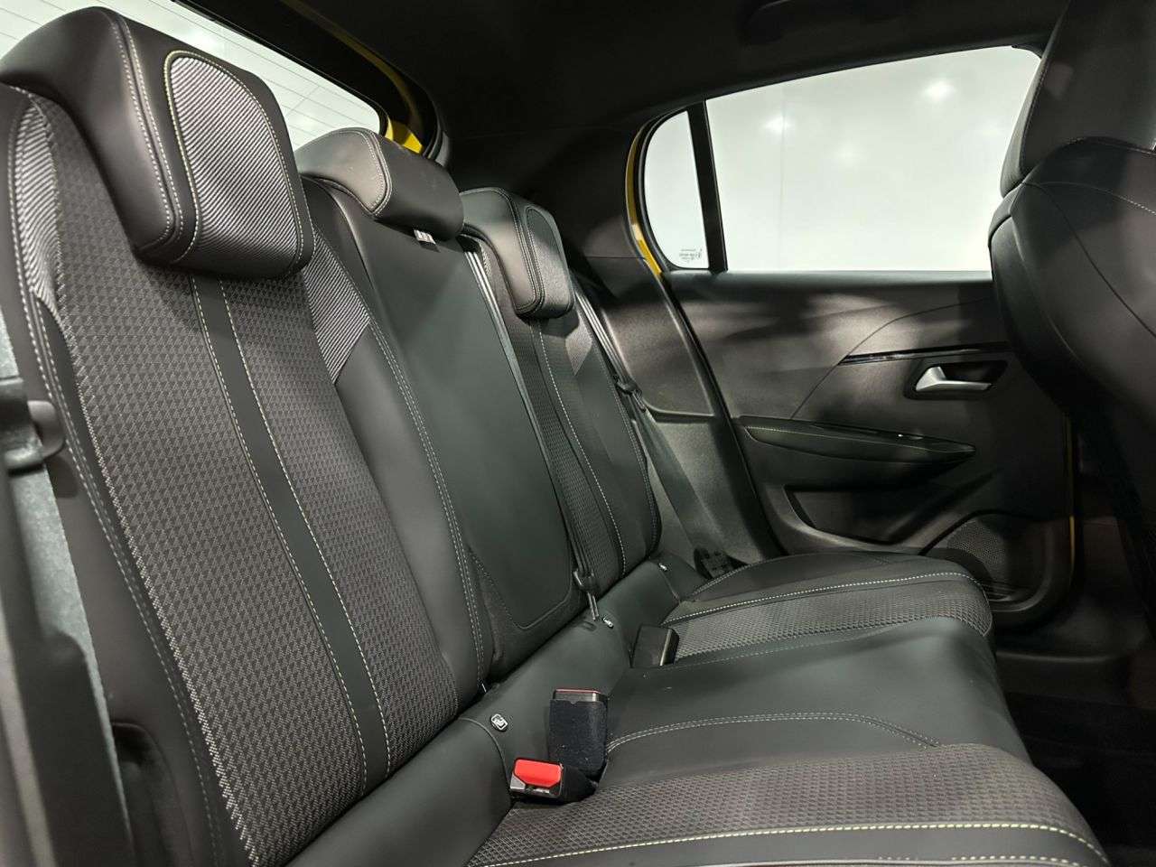 2023 PEUGEOT E-208 2023 PEUGEOT E-208