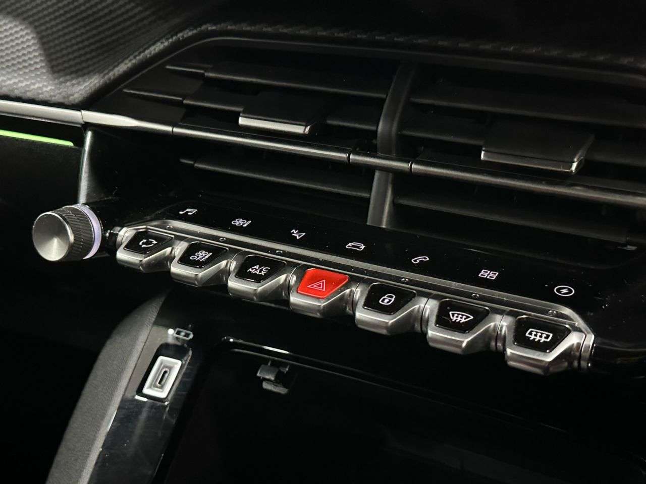 2023 PEUGEOT E-208 2023 PEUGEOT E-208