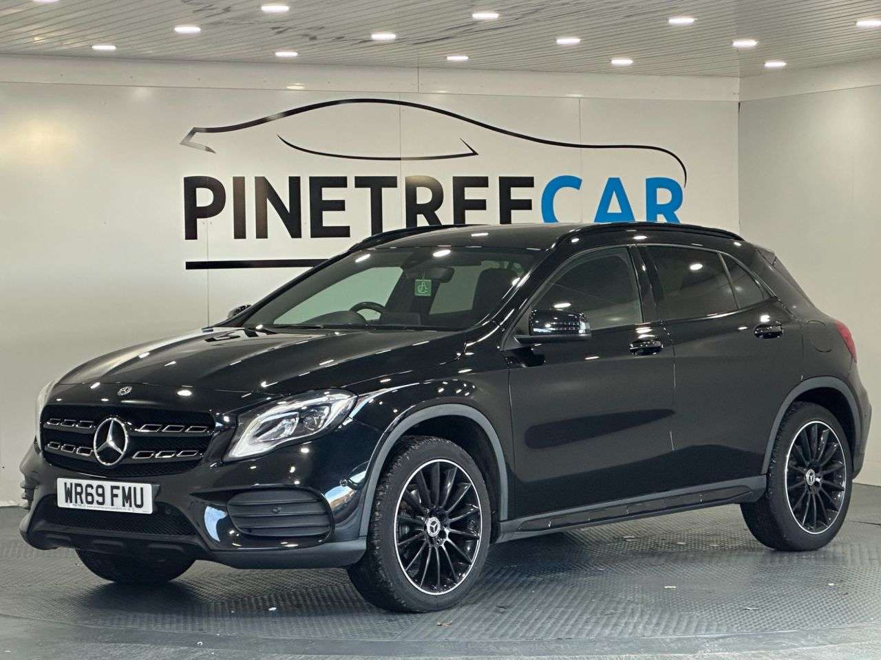 A 2019 MERCEDES-BENZ GLA 1.6 GLA200 AMG Line Edition SUV 5dr Petrol 7G-DCT Euro 6 (s/s) (156 ps) A 2019 MERCEDES-BENZ GLA 1.6 GLA200 AMG Line Edition SUV 5dr Petrol 7G-DCT Euro 6 (s/s) (156 ps)