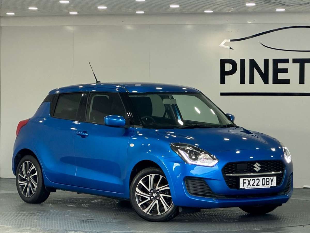 Check out this Suzuki Swift 2022 Hybrid Electric Manual