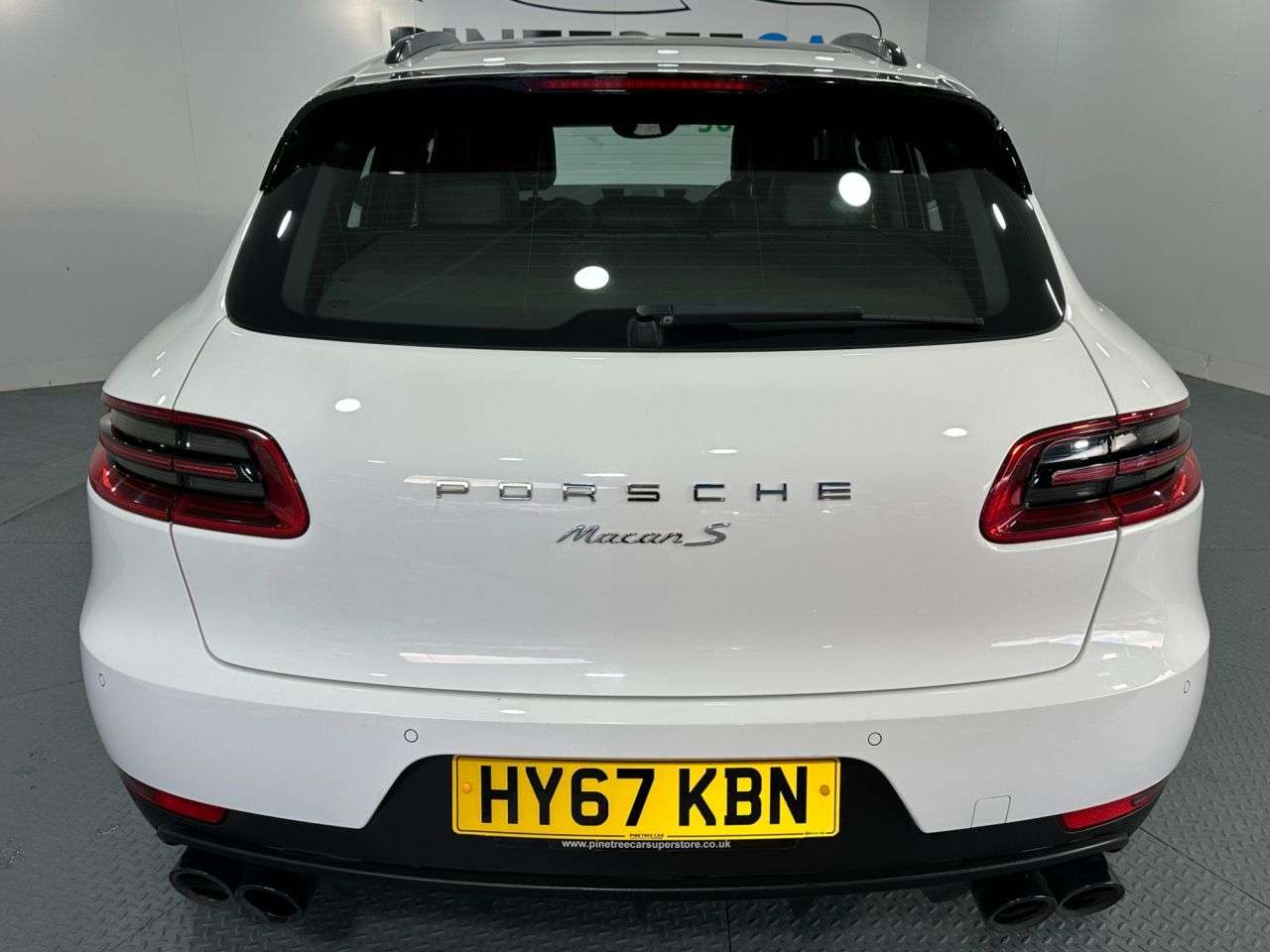 2017 PORSCHE MACAN 2017 PORSCHE MACAN