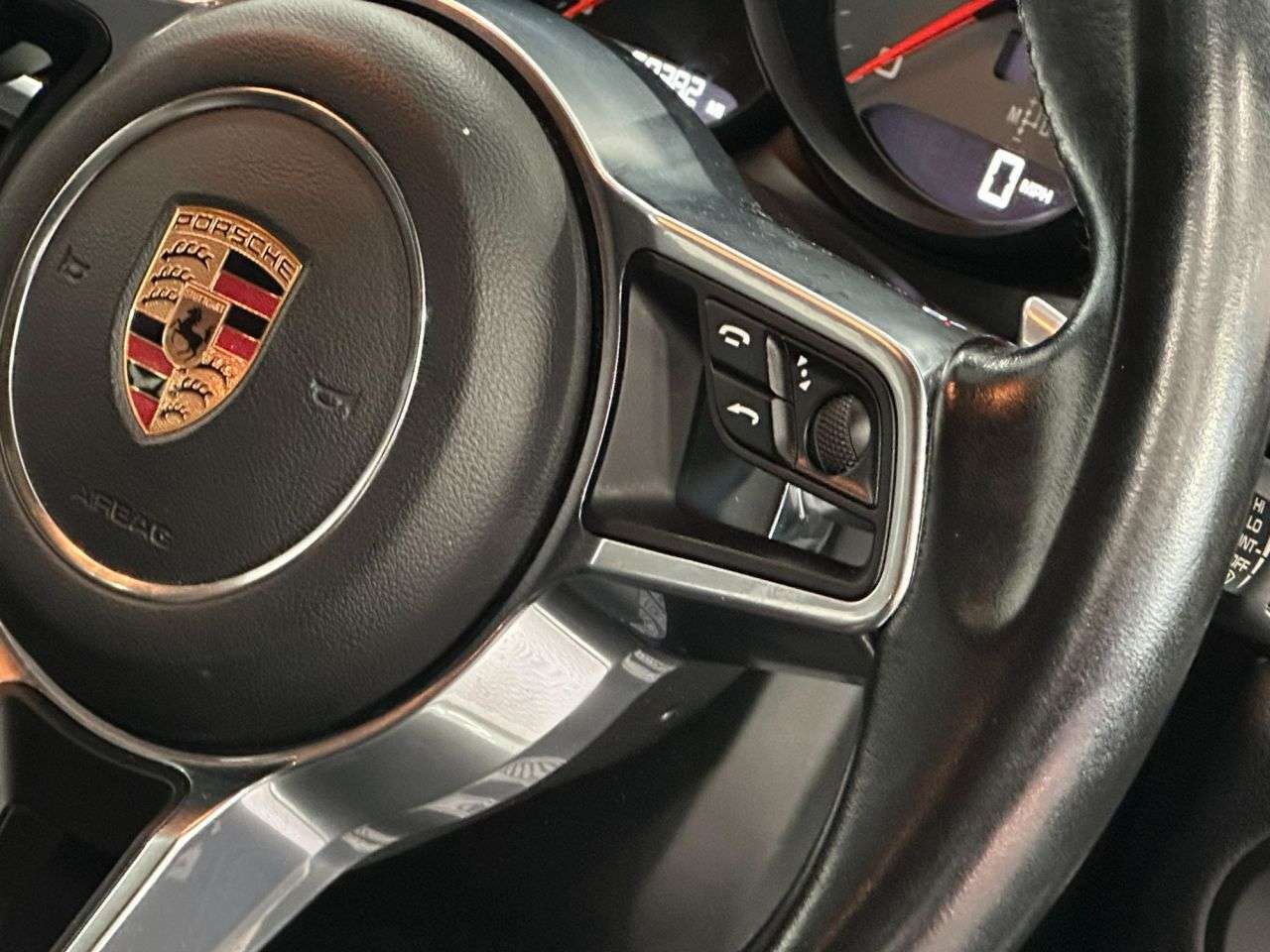 2017 PORSCHE MACAN 2017 PORSCHE MACAN