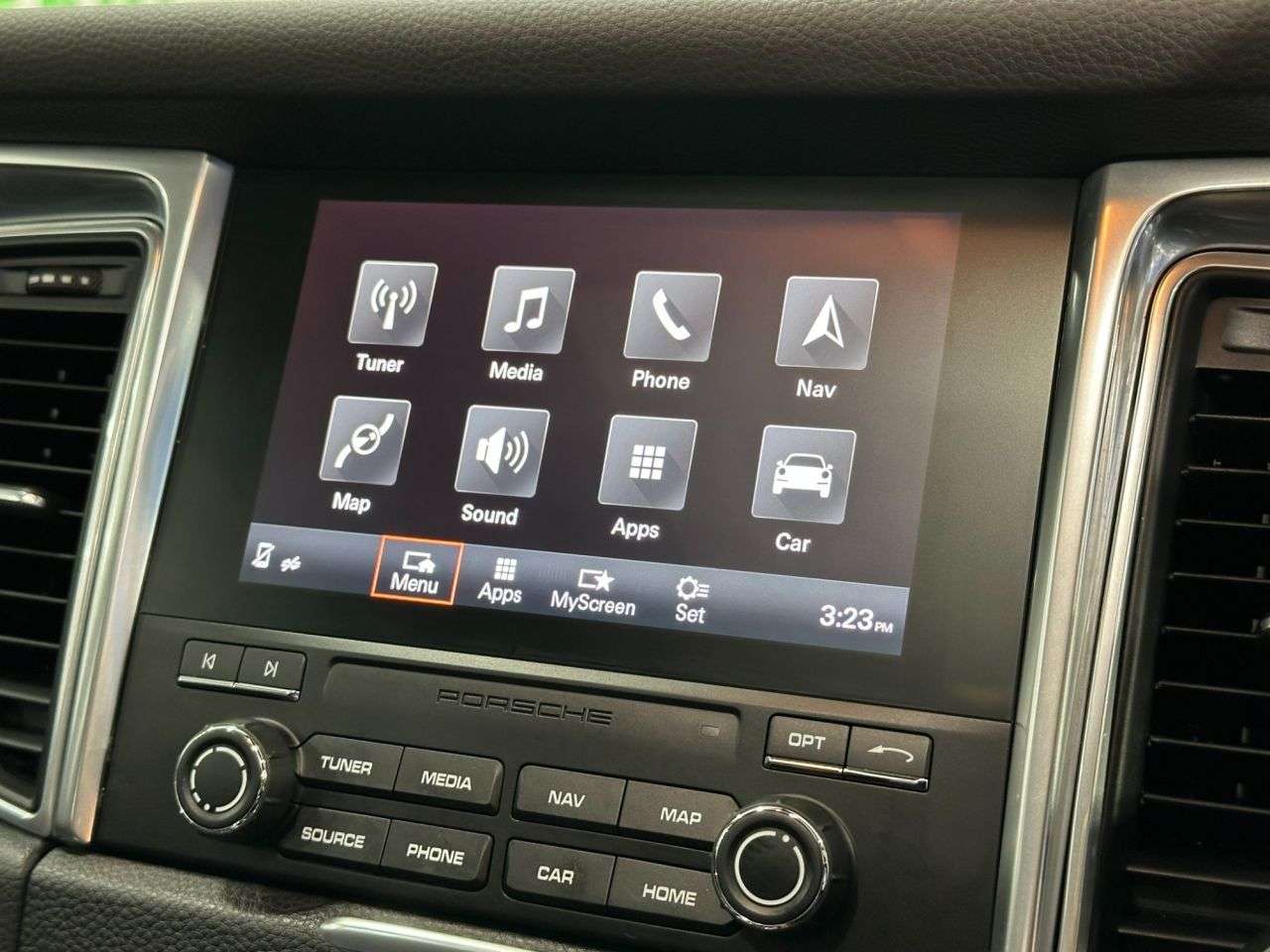 2017 PORSCHE MACAN 2017 PORSCHE MACAN