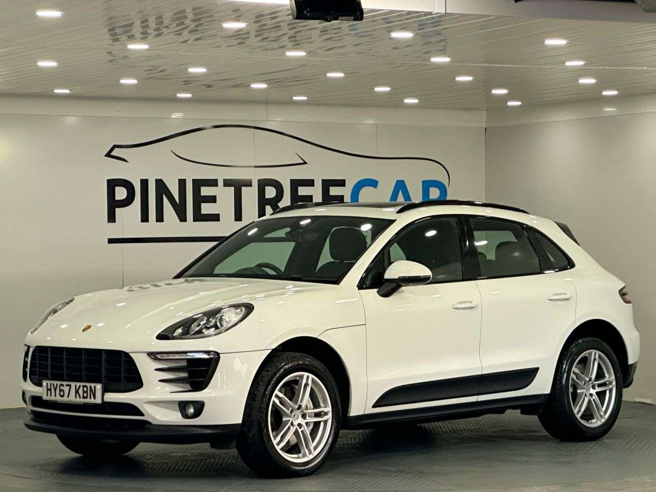2017 PORSCHE MACAN 2017 PORSCHE MACAN