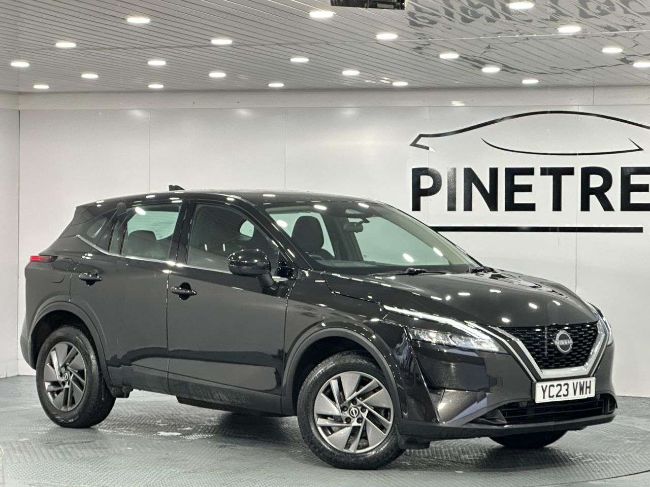 A 2023 NISSAN QASHQAI 1.3 DIG-T MHEV Acenta Premium SUV 5dr Petrol Hybrid Manual Euro 6 (s/s) (14 A 2023 NISSAN QASHQAI 1.3 DIG-T MHEV Acenta Premium SUV 5dr Petrol Hybrid Manual Euro 6 (s/s) (14