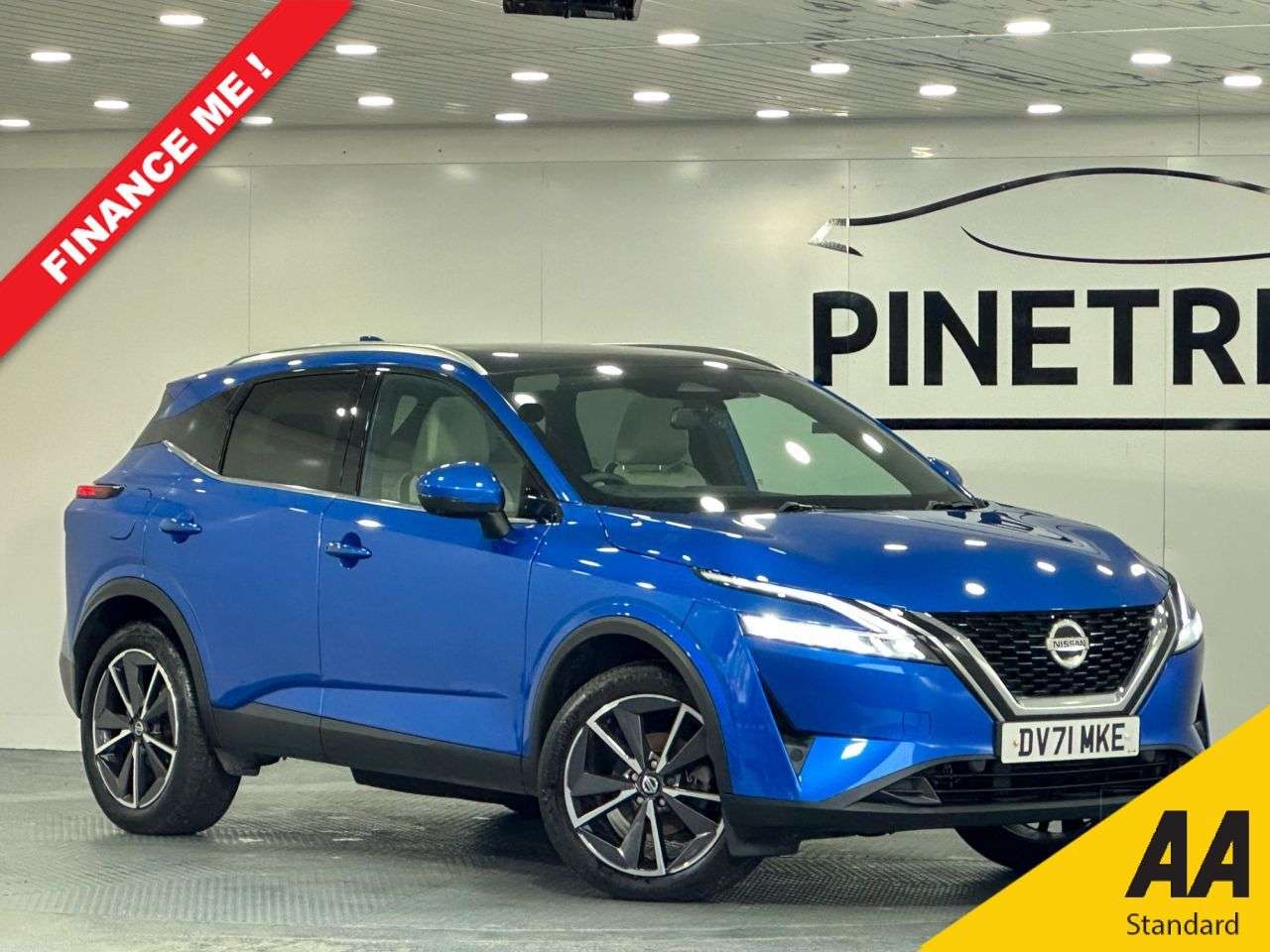 A 2021 NISSAN QASHQAI 1.3 DIG-T MHEV Tekna SUV 5dr Petrol Hybrid Manual Euro 6 (s/s) (140 ps) A 2021 NISSAN QASHQAI 1.3 DIG-T MHEV Tekna SUV 5dr Petrol Hybrid Manual Euro 6 (s/s) (140 ps)