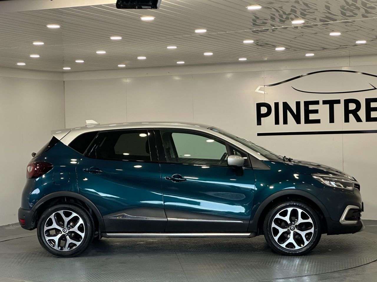 2019 RENAULT CAPTUR 2019 RENAULT CAPTUR