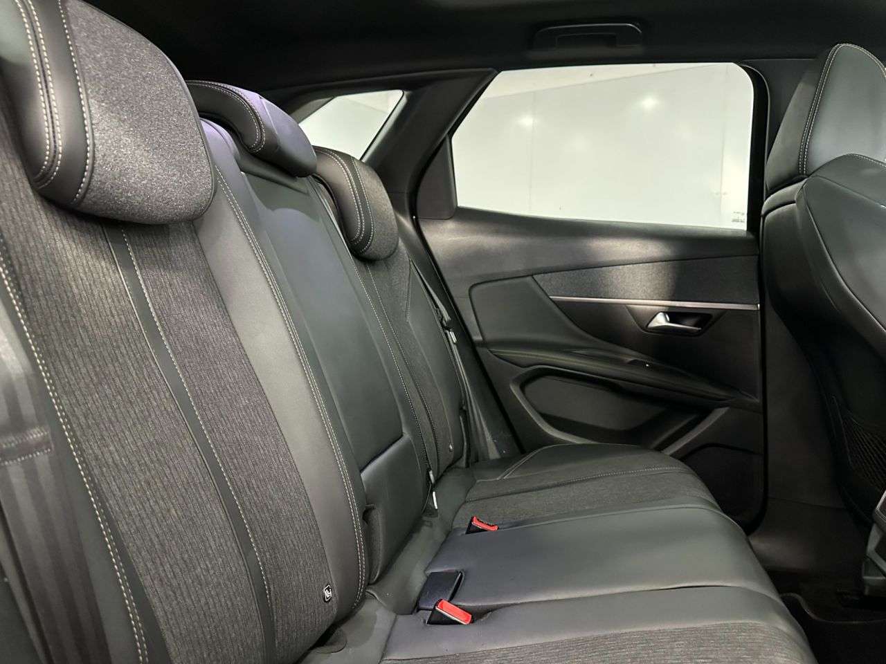 2019 PEUGEOT 3008 2019 PEUGEOT 3008