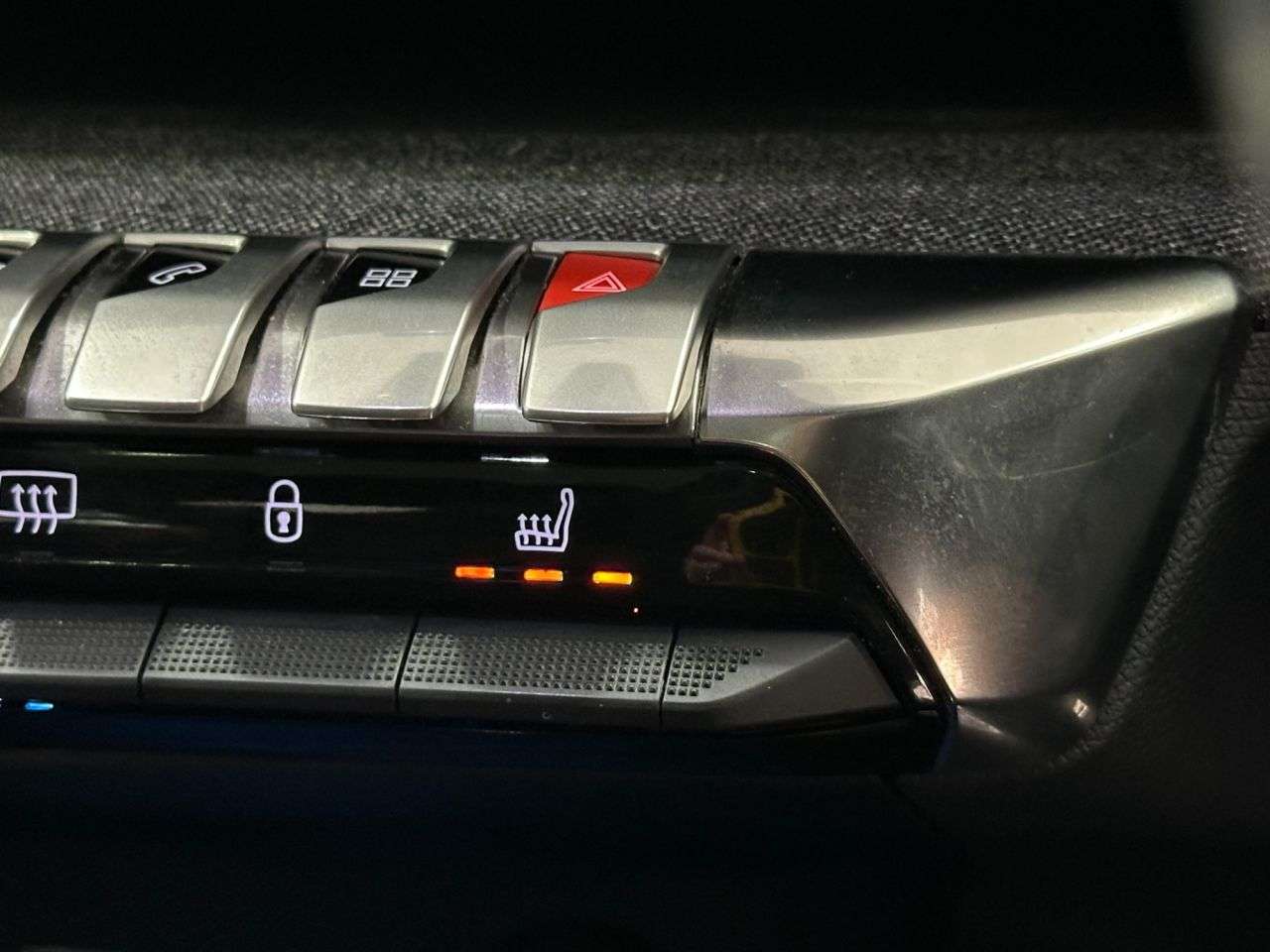 2019 PEUGEOT 3008 2019 PEUGEOT 3008