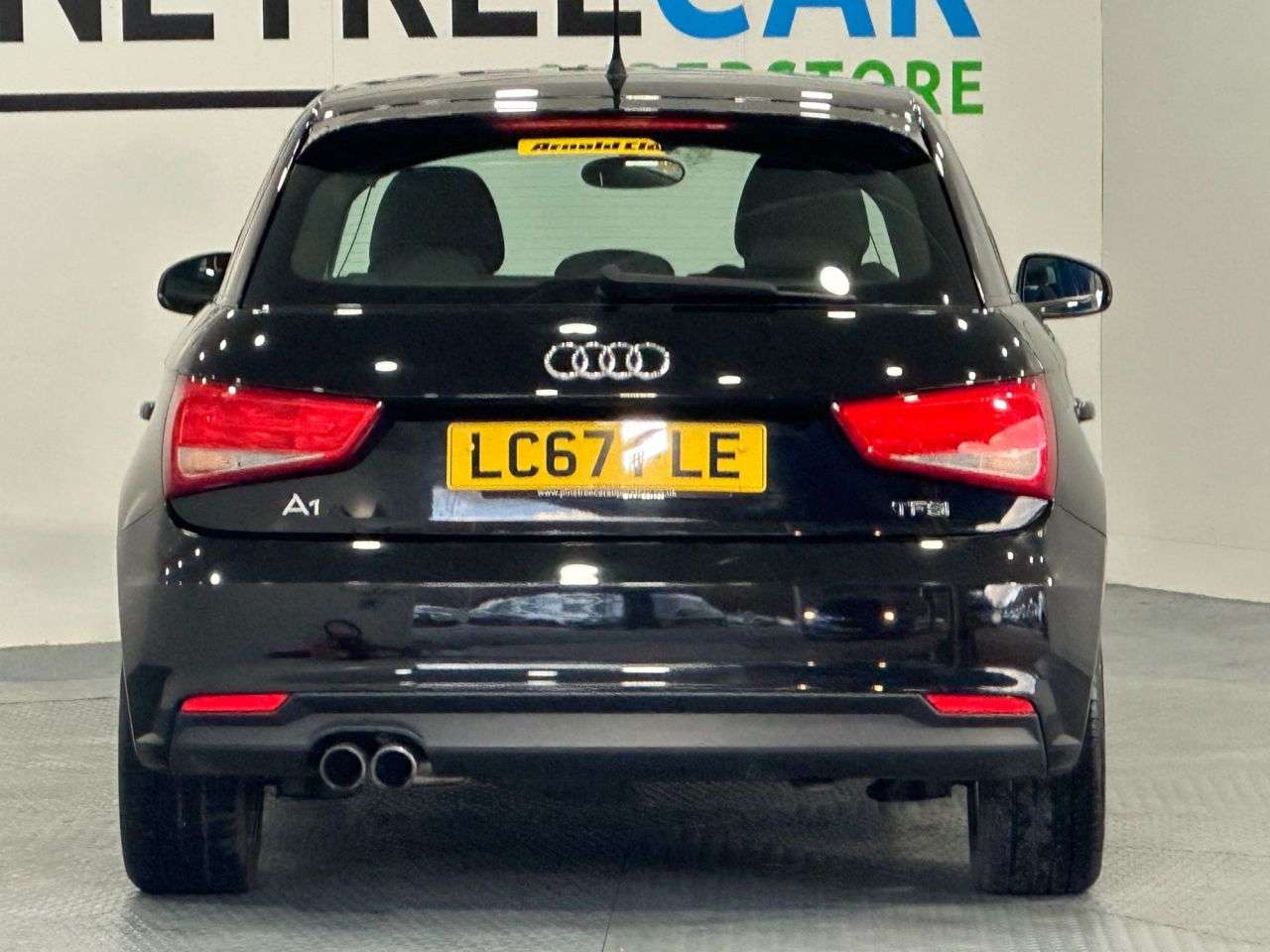 2017 AUDI A1 2017 AUDI A1