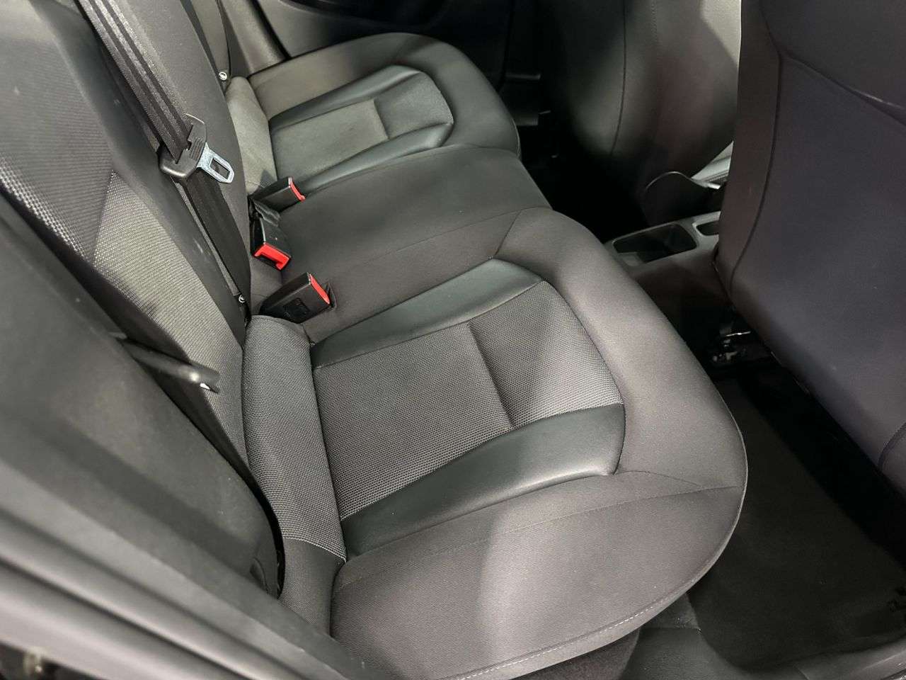 2017 AUDI A1 2017 AUDI A1