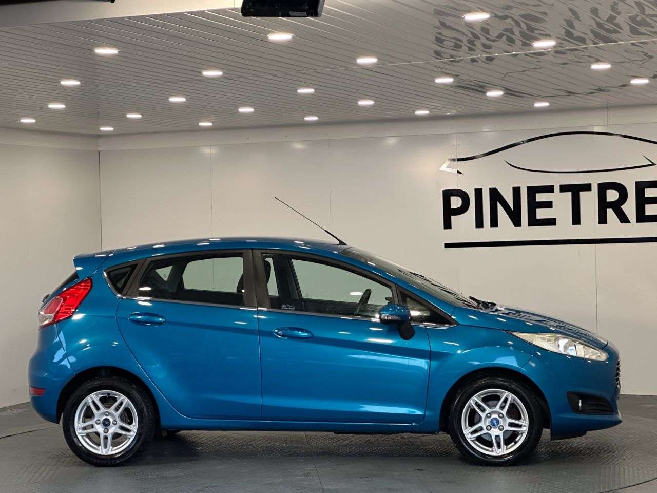 2013 FORD FIESTA 2013 FORD FIESTA
