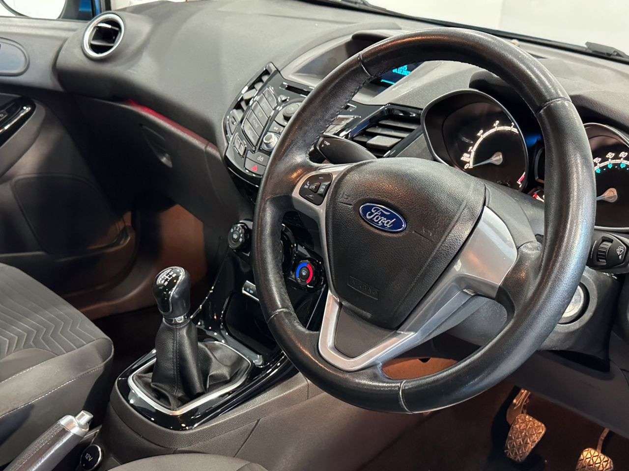 2013 FORD FIESTA 2013 FORD FIESTA