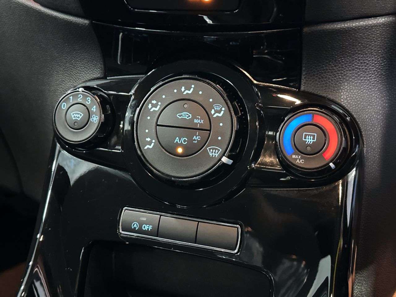 2013 FORD FIESTA 2013 FORD FIESTA