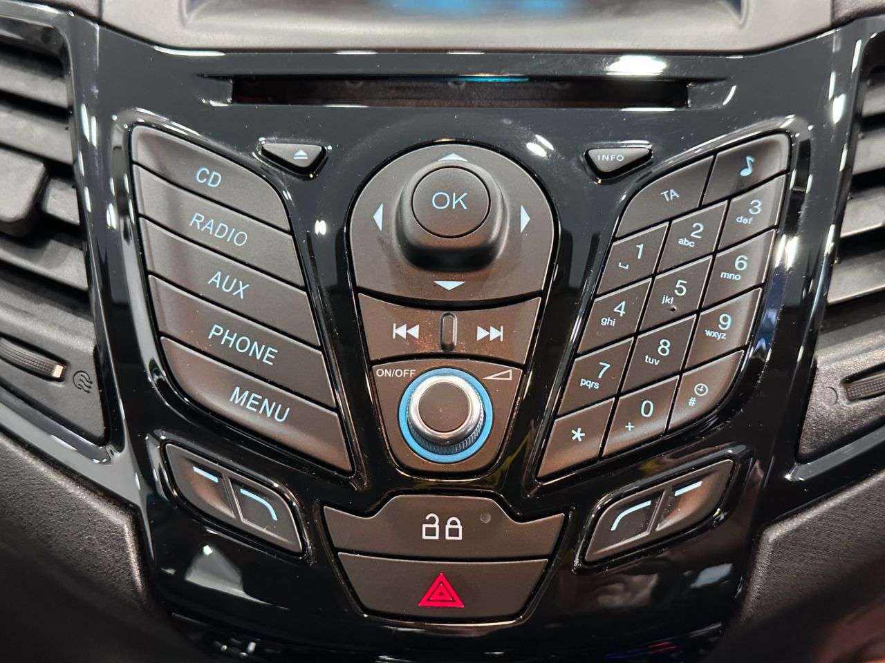 2013 FORD FIESTA 2013 FORD FIESTA