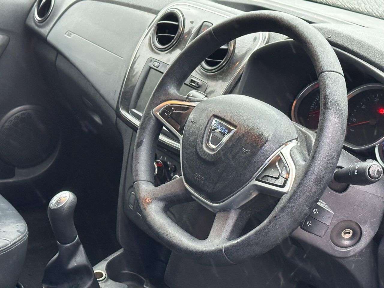 A 2020 DACIA SANDERO 0.9 TCe Comfort Hatchback 5dr Petrol Manual Euro 6 (s/s) (90 ps) A 2020 DACIA SANDERO 0.9 TCe Comfort Hatchback 5dr Petrol Manual Euro 6 (s/s) (90 ps)